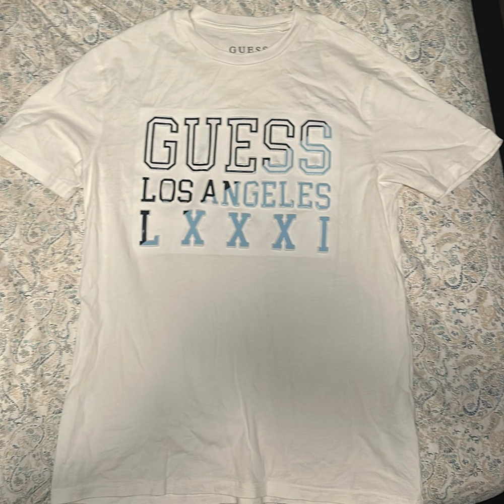 Guess white tee shirt